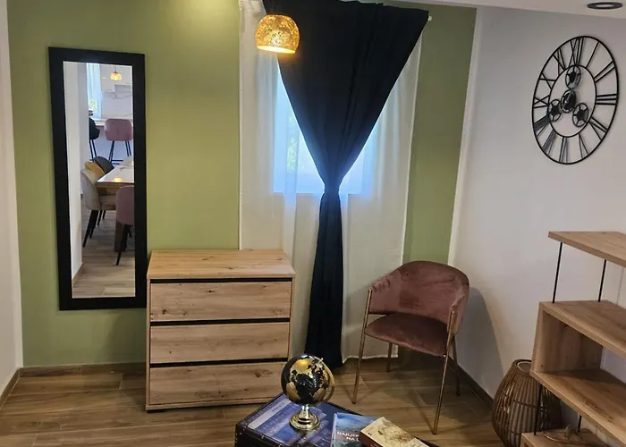 Vlla Magnolia Pirovac